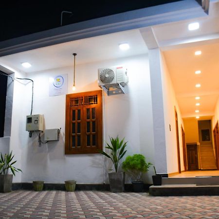 Ocean Grace Bed and Breakfast Arugam Bay Εξωτερικό φωτογραφία